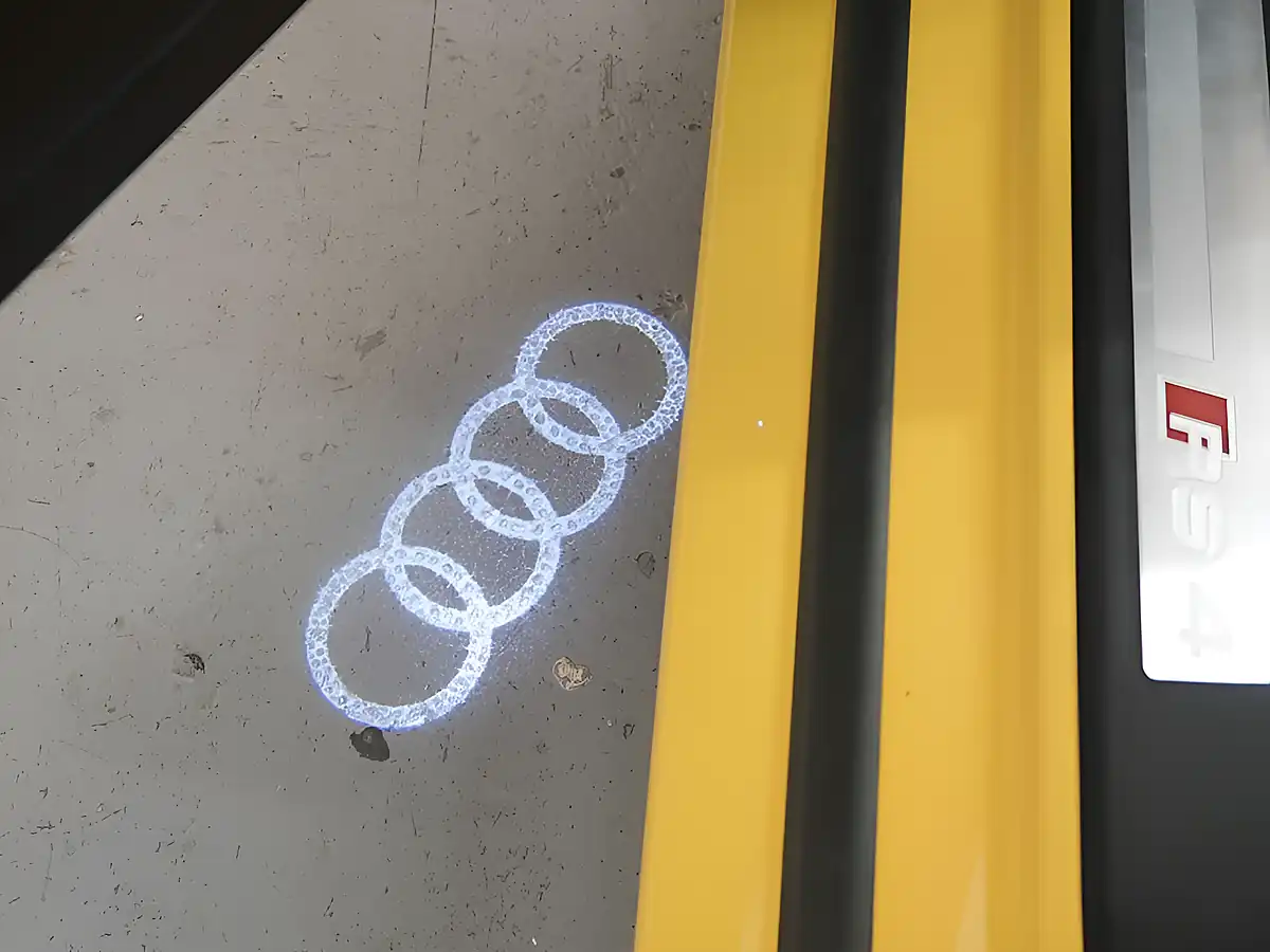 Used 2006 Audi RS4 Avant Imola Yellow - Interior and Exterior details 17