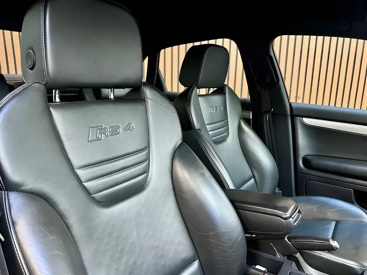 Used 2006 Audi RS4 Phantom Black - Interior and Exterior details 16