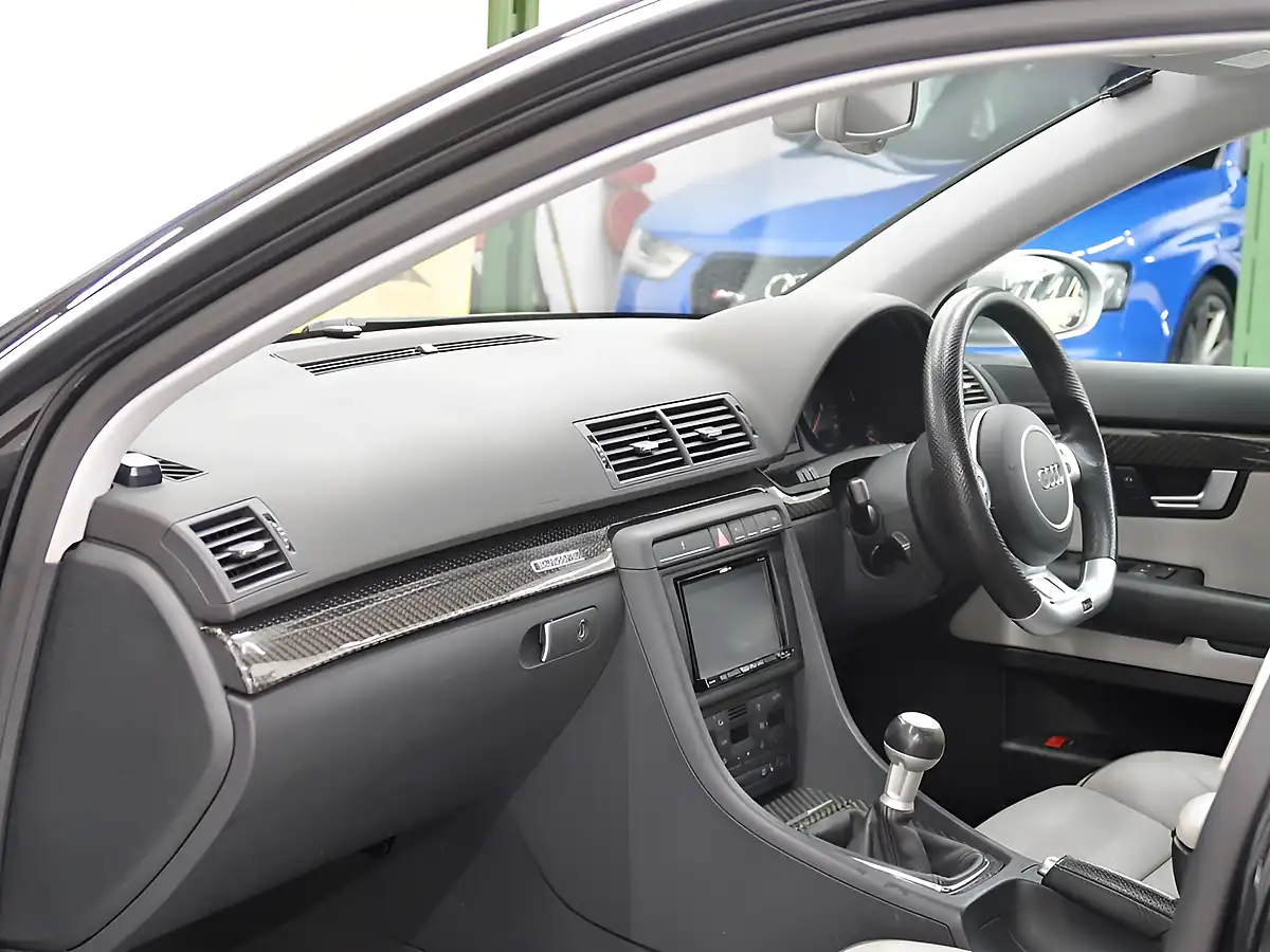 Used 2006 Audi RS4 Saloon Black - Interior and Exterior details 11