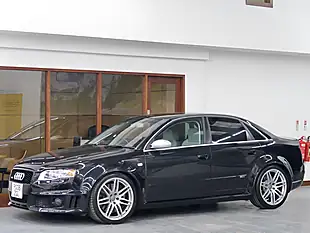 Used 2006 Audi RS4 Saloon Black - Interior and Exterior details 3