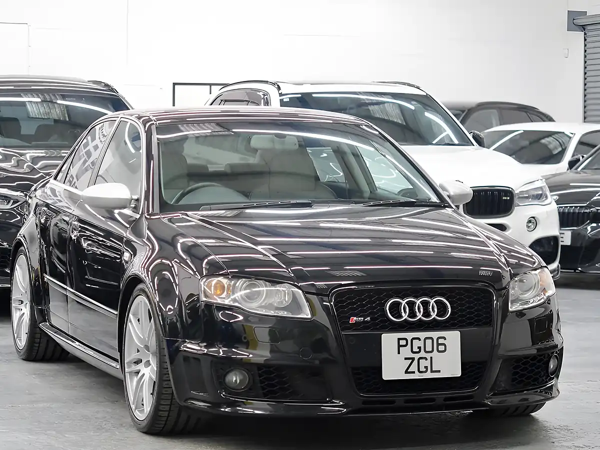 Used 2006 Audi RS4 Saloon Black - Interior and Exterior details 5