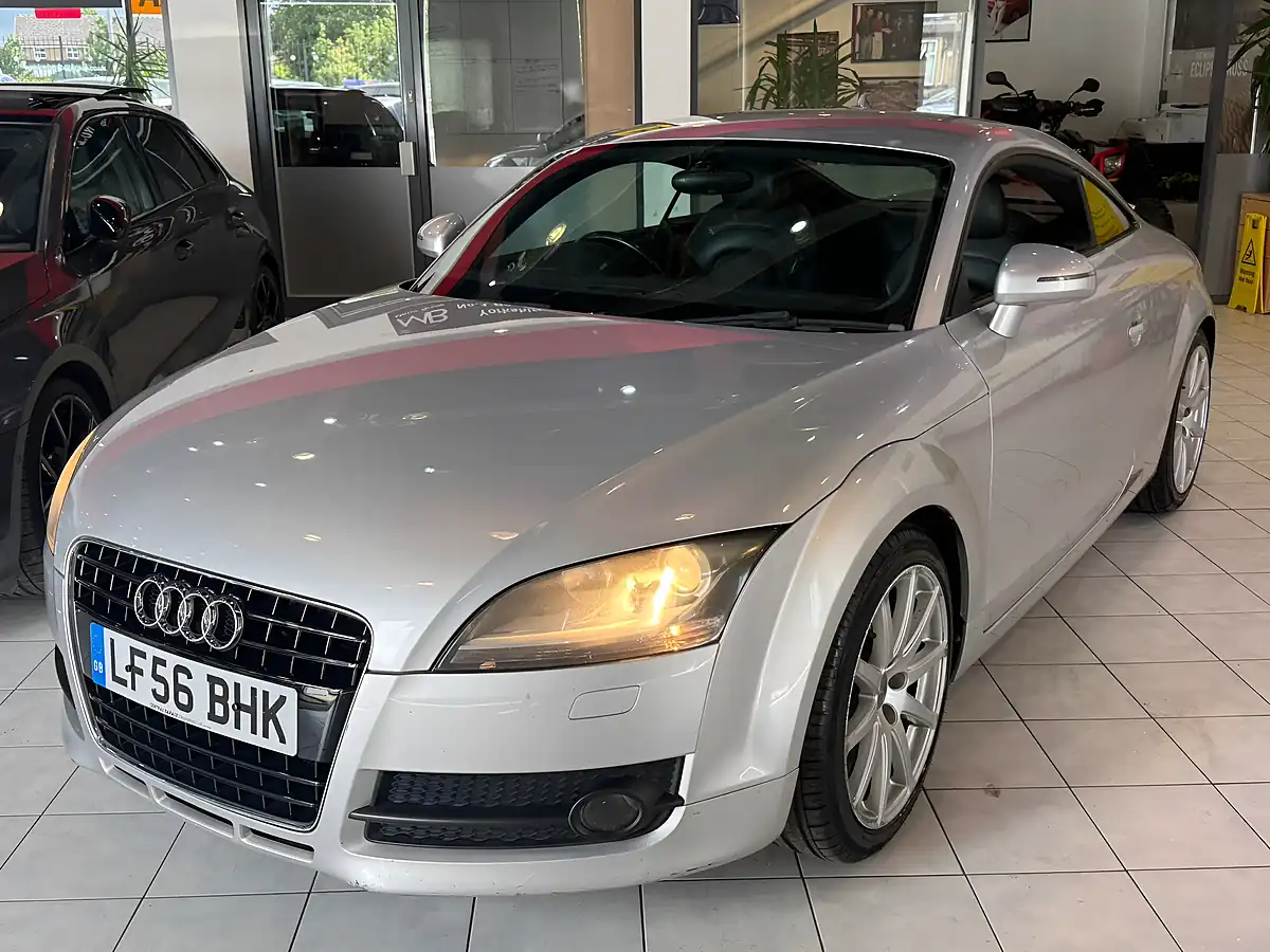 Used 2006 Audi Tt Coupe Silver - Interior and Exterior details 4
