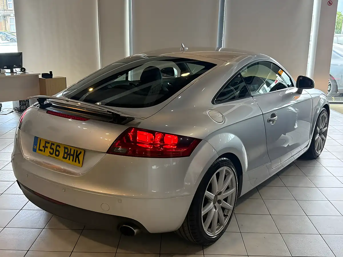 Used 2006 Audi Tt Coupe Silver - Interior and Exterior details 8