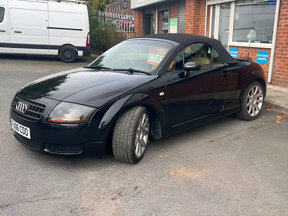 Used 2006 Audi Tt Roadster Black - Interior and Exterior details 14