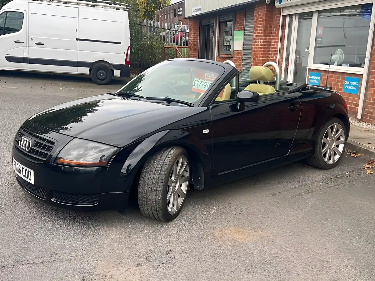 Used 2006 Audi Tt Roadster Black - Interior and Exterior details 2