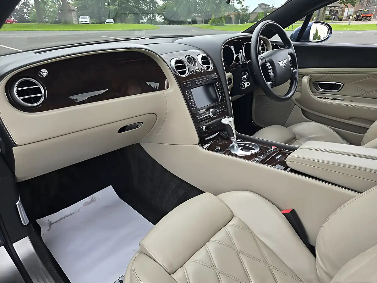 Used 2006 Bentley Continental Diamond Series Blue - Interior and Exterior details 13
