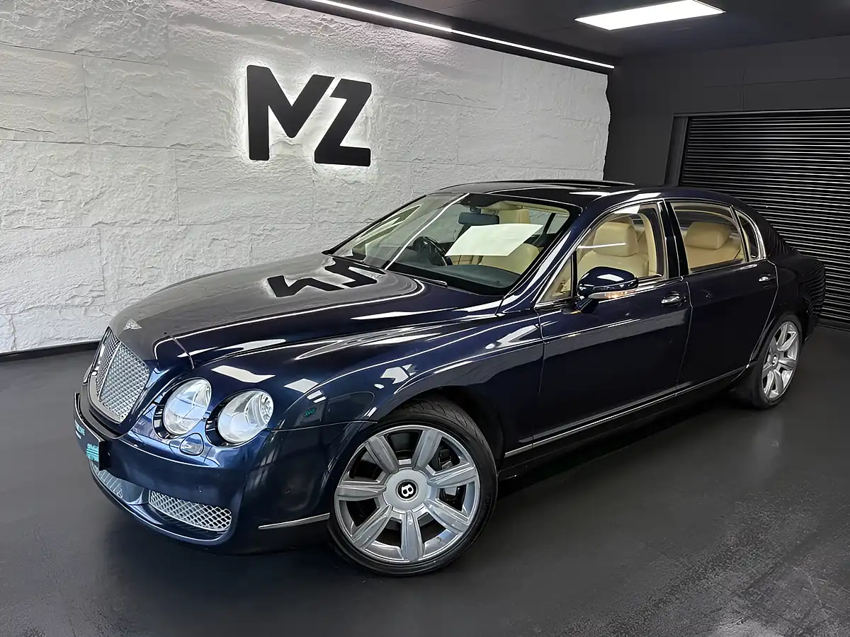 Used 2006 Bentley Continental Flying Spur Blue - Front View