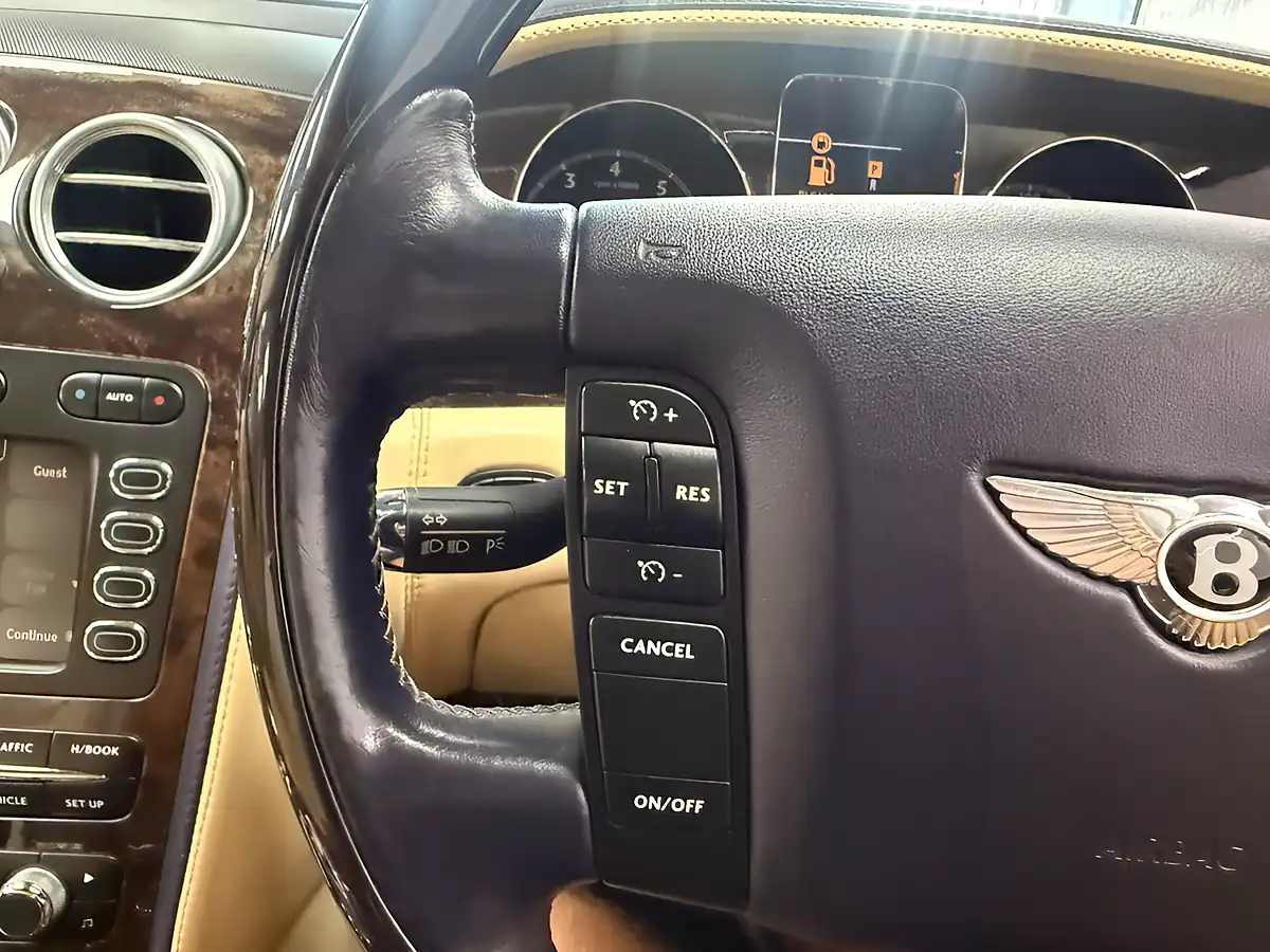 Used 2006 Bentley Continental Flying Spur Blue - Interior and Exterior details 16