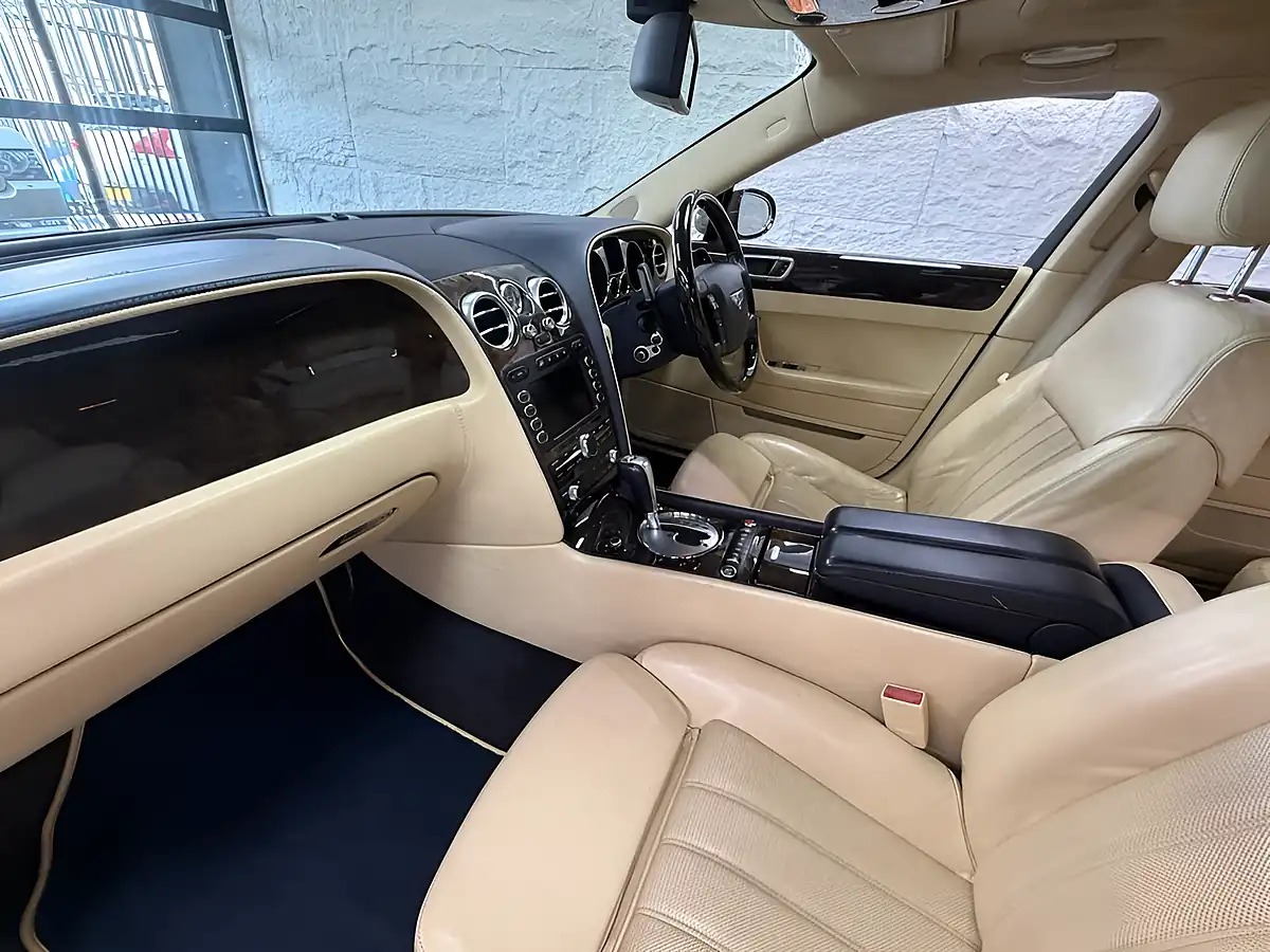 Used 2006 Bentley Continental Flying Spur Blue - Interior and Exterior details 3