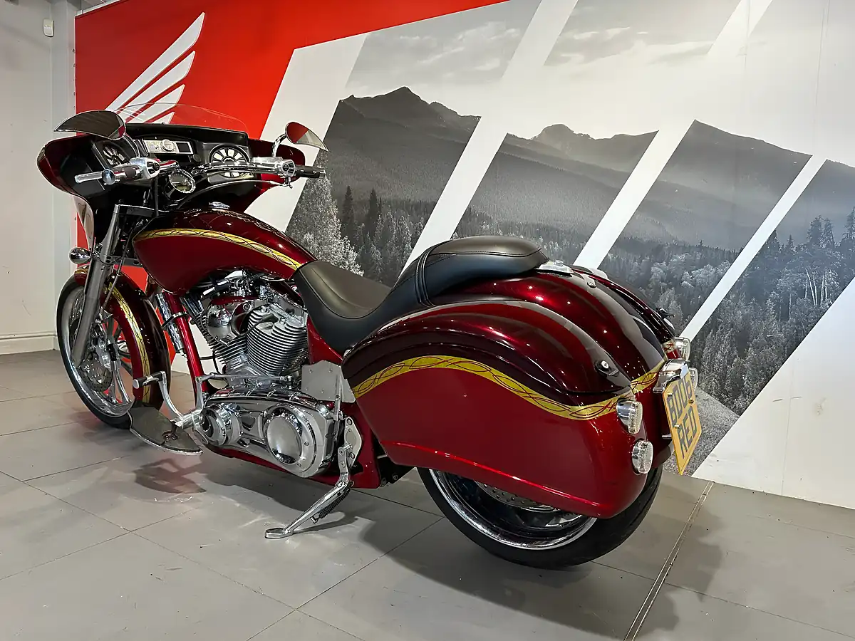 Used 2006 Big Dog Bulldog Custom Red - Interior and Exterior details 5