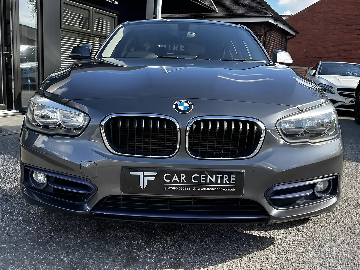 Used 2006 BMW 1 Series Sport Grey - Interior and Exterior details 11