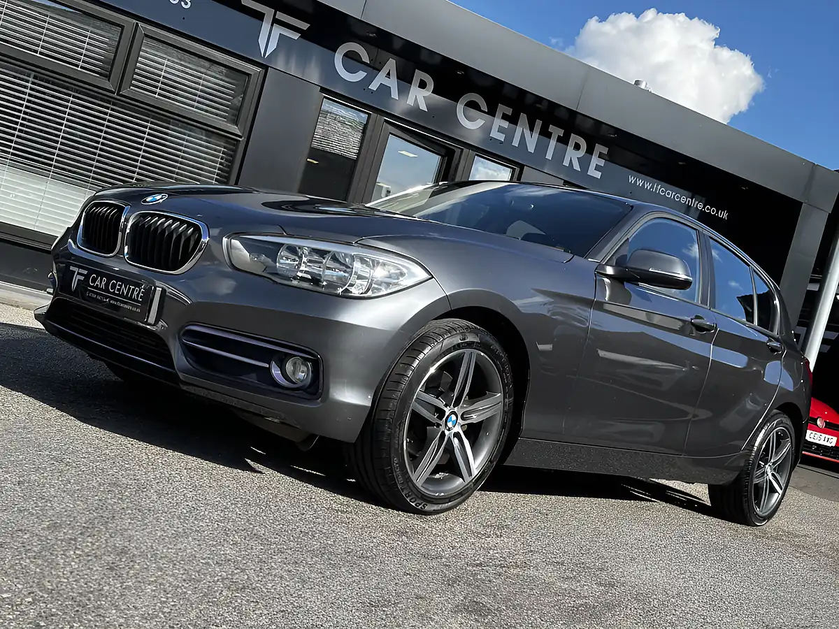 Used 2006 BMW 1 Series Sport Grey - Interior and Exterior details 12