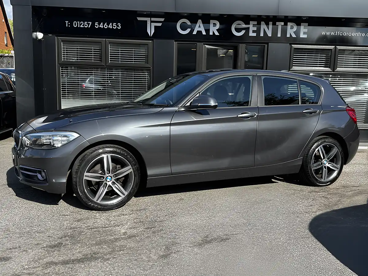 Used 2006 BMW 1 Series Sport Grey - Interior and Exterior details 2
