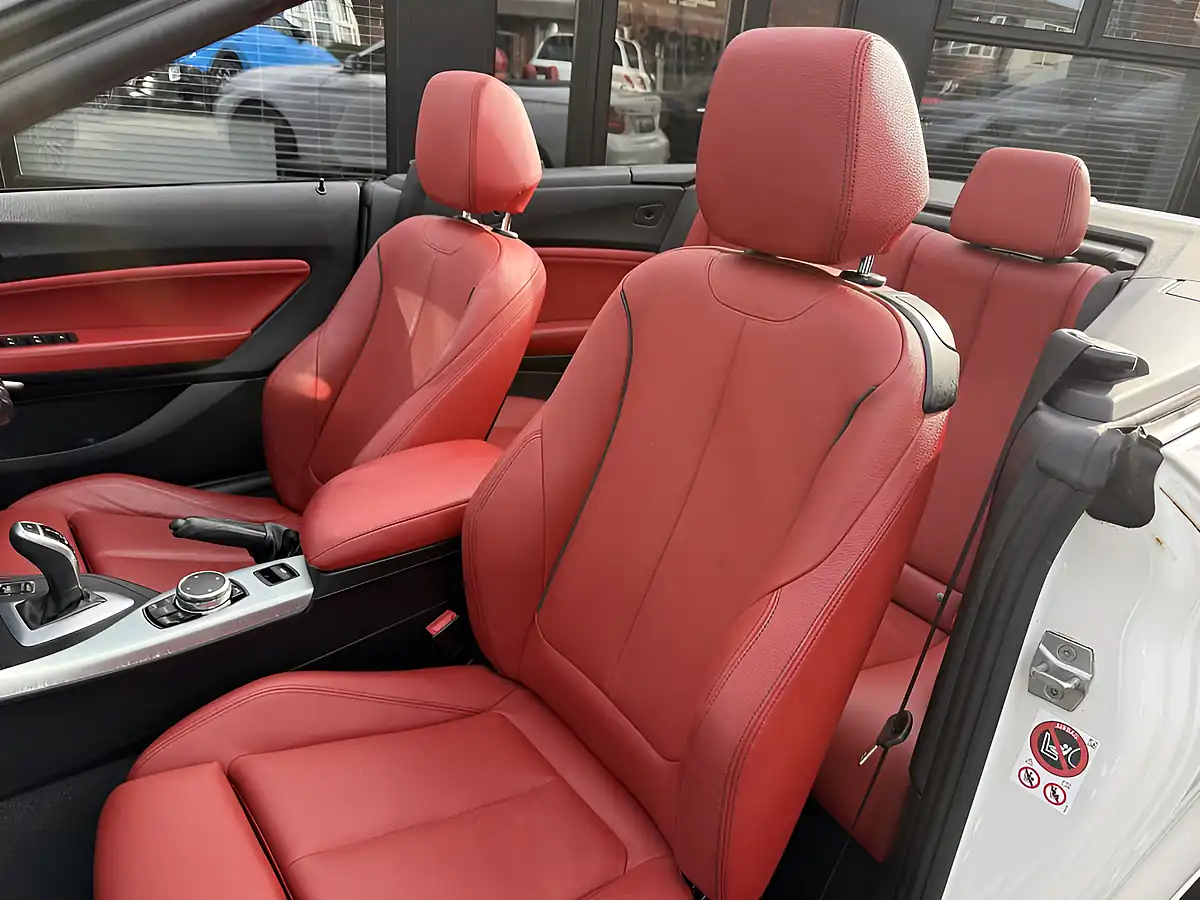Used 2006 BMW 2 Series Convertible White - Interior and Exterior details 20