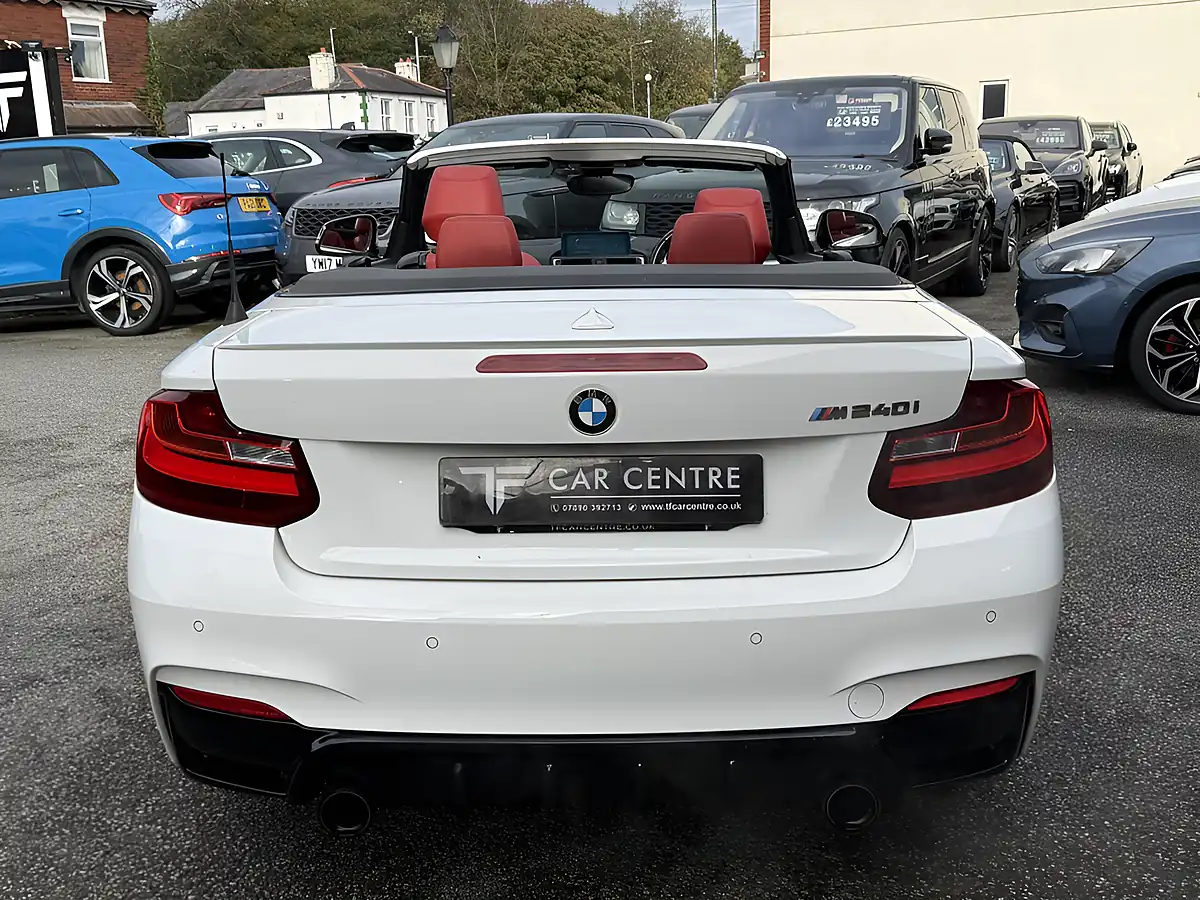 Used 2006 BMW 2 Series Convertible White - Interior and Exterior details 7