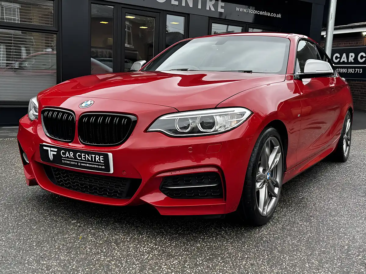 Used 2006 BMW 2 Series M235i Red - Interior and Exterior details 11