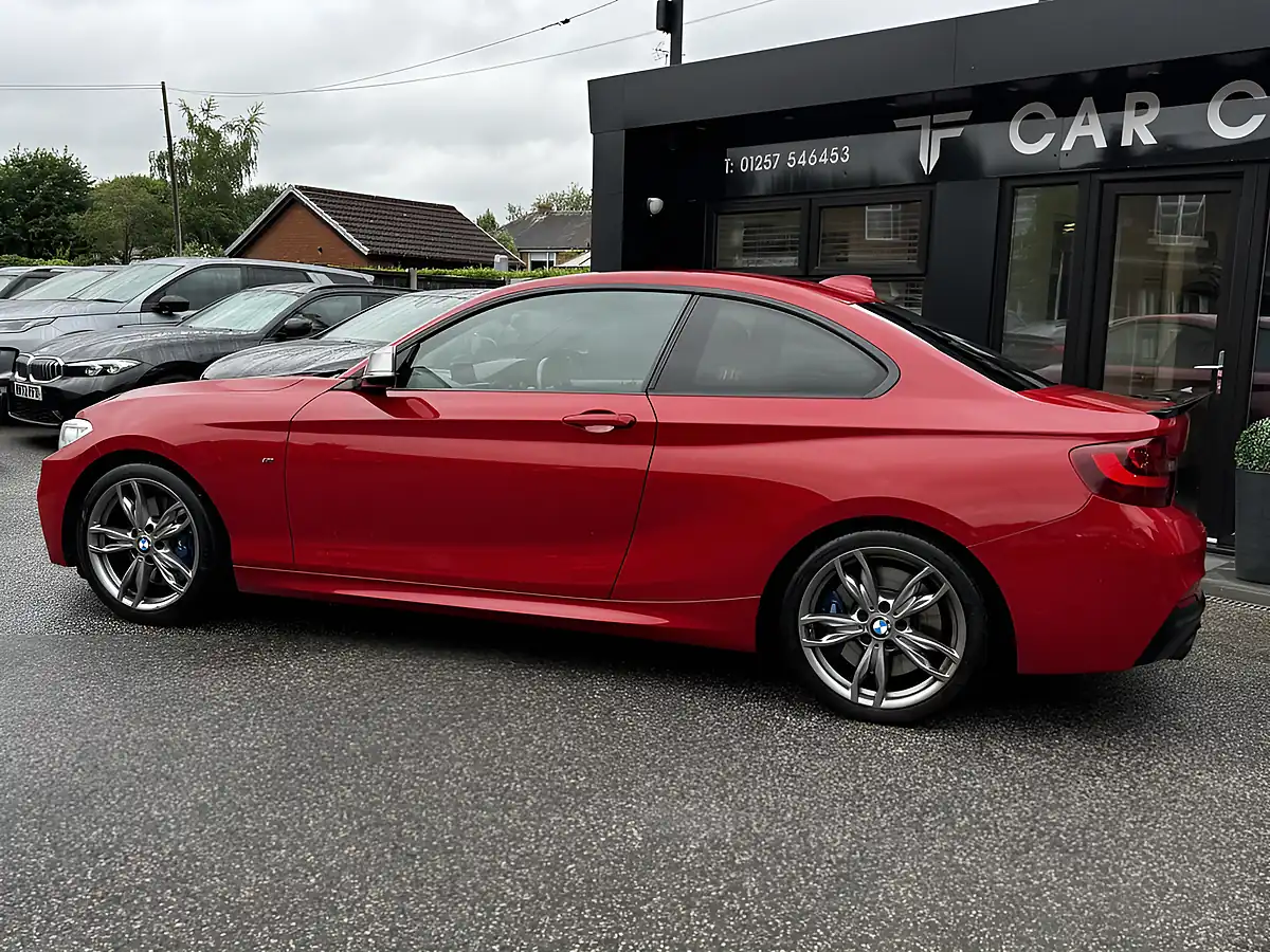 Used 2006 BMW 2 Series M235i Red - Interior and Exterior details 5