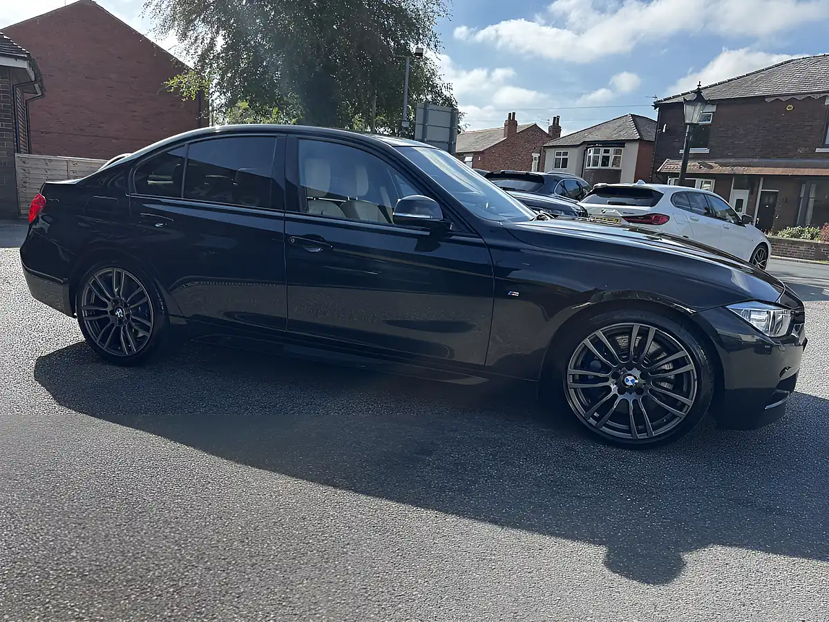 Used 2006 BMW 3 Series M Sport Black Sapphire Metallic - Interior and Exterior details 10