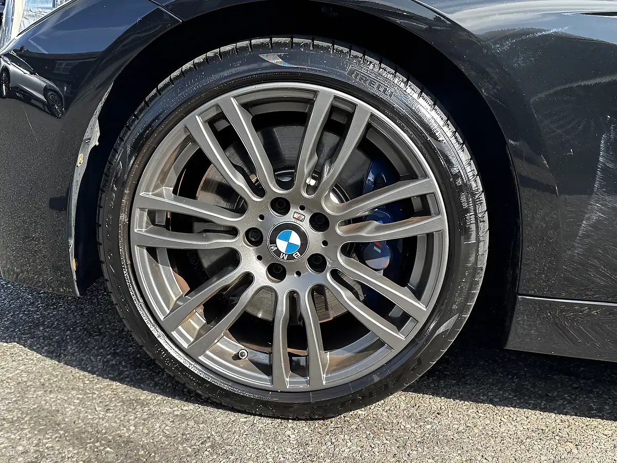 Used 2006 BMW 3 Series M Sport Black Sapphire Metallic - Interior and Exterior details 12