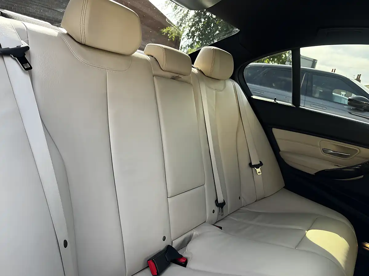 Used 2006 BMW 3 Series M Sport Black Sapphire Metallic - Interior and Exterior details 18