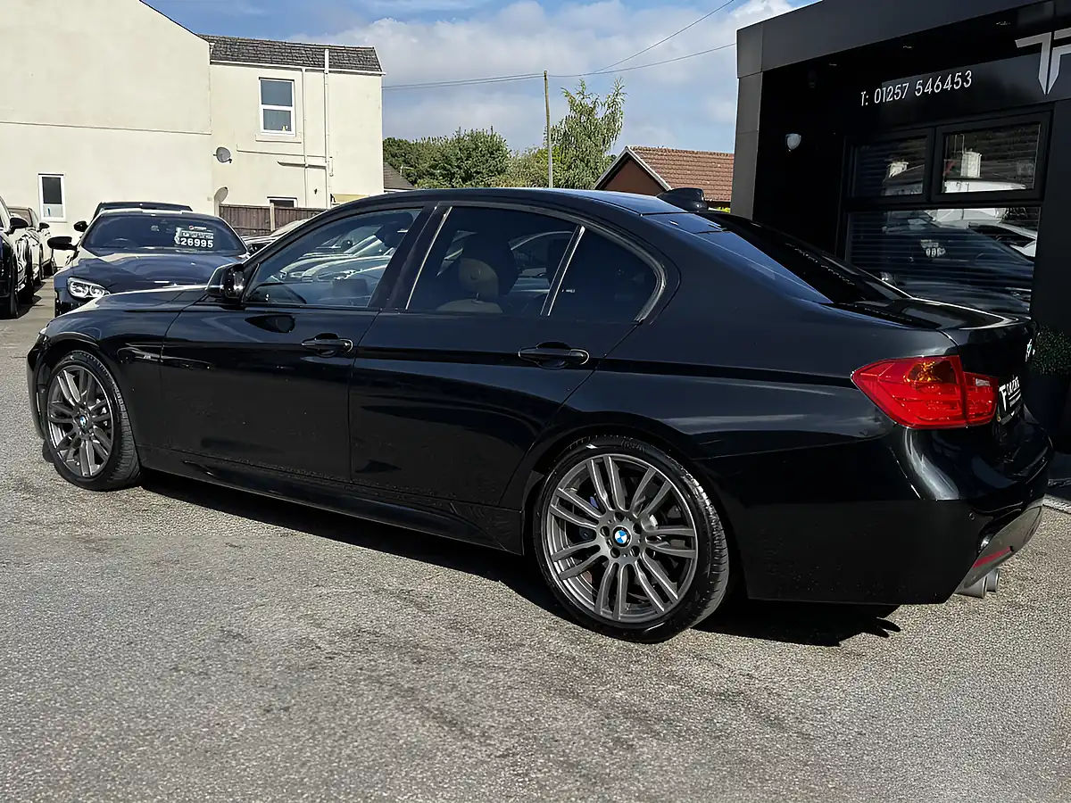 Used 2006 BMW 3 Series M Sport Black Sapphire Metallic - Interior and Exterior details 5