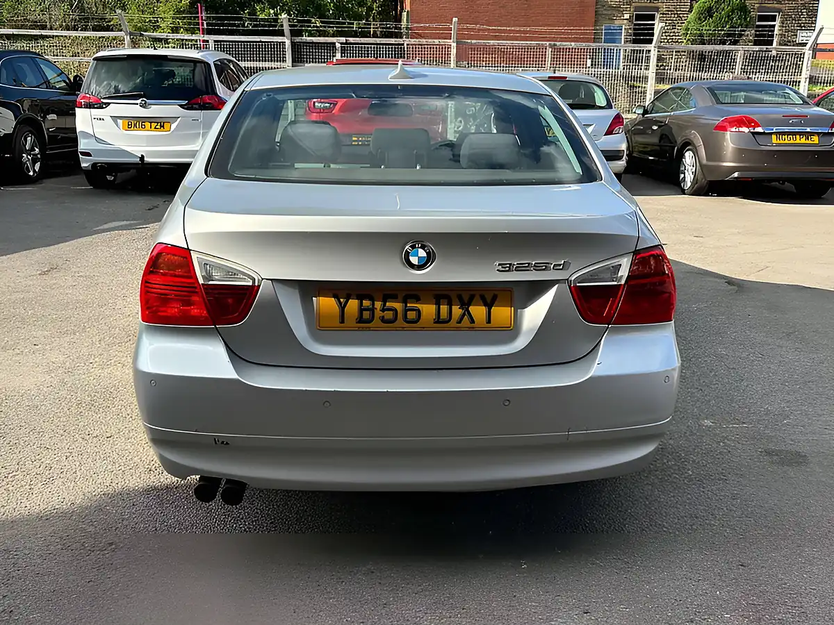 Used 2006 BMW 3 Series Se Silver - Interior and Exterior details 7