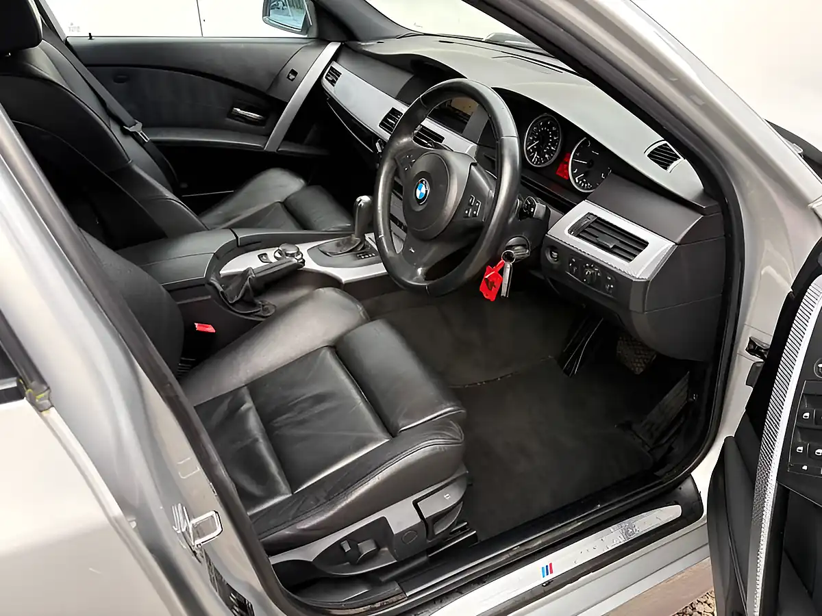Used 2006 BMW 5 Series M Sport Silver - Interior and Exterior details 15