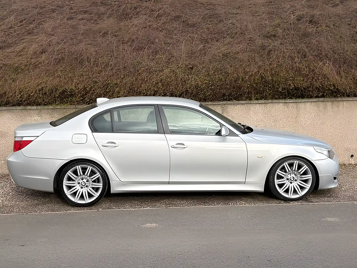 Used 2006 BMW 5 Series M Sport Silver - Interior and Exterior details 3