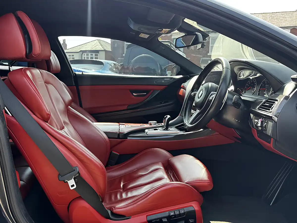 Used 2006 BMW 6 Series M6 Grey - Interior and Exterior details 13