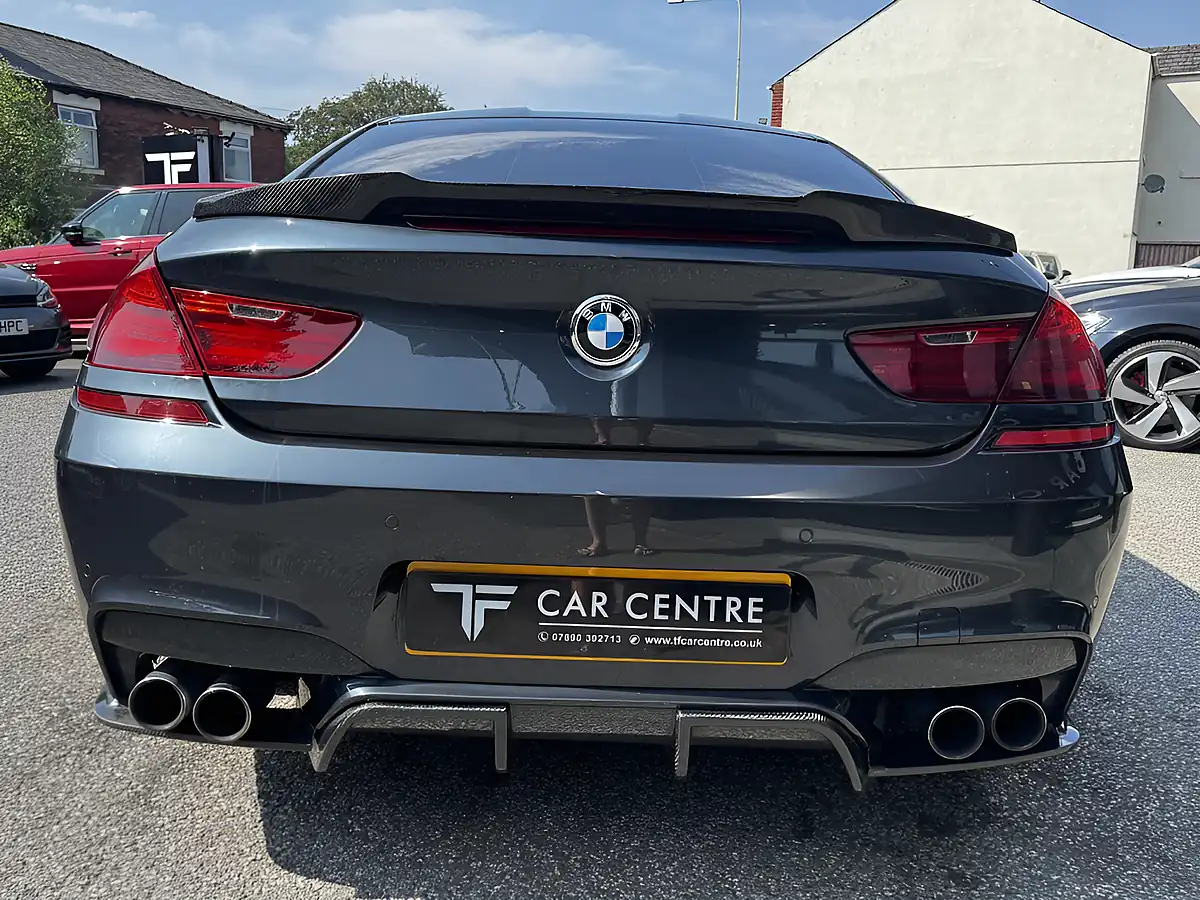 Used 2006 BMW 6 Series M6 Grey - Interior and Exterior details 9