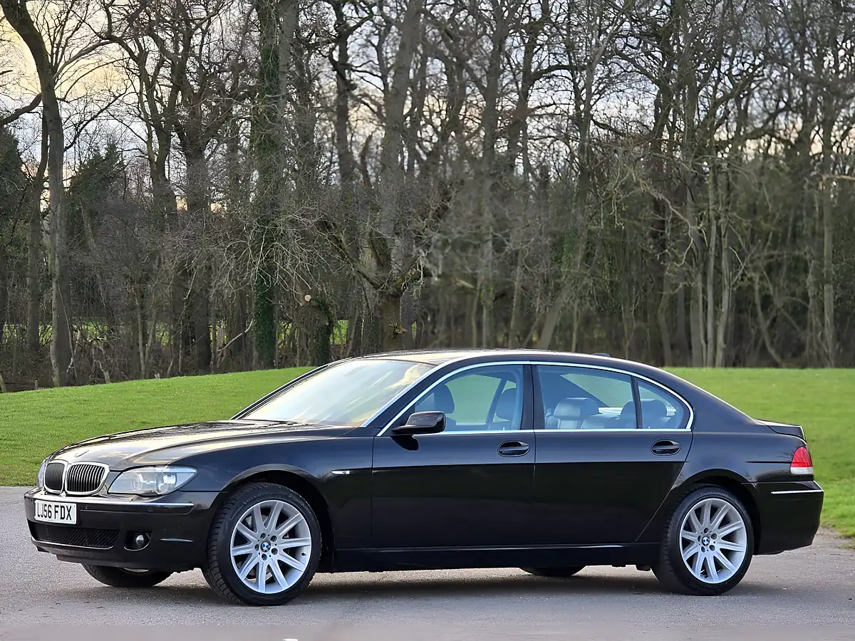 Used 2006 BMW 7 Series Se Black - Interior and Exterior details 9