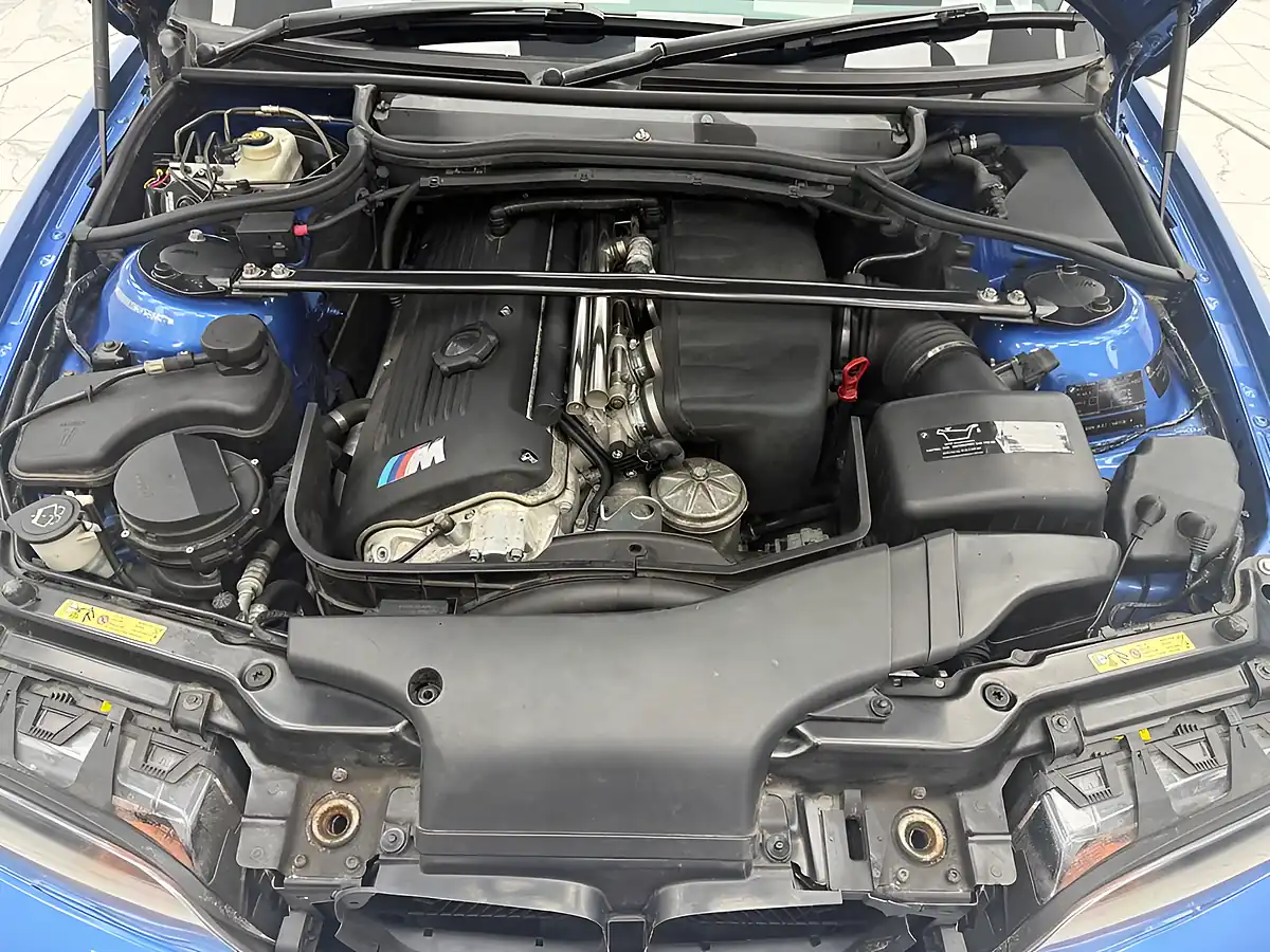 Used 2006 BMW M3 Convertible Estoril Blue - Interior and Exterior details 17