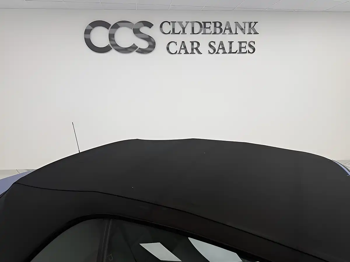 Used 2006 BMW M3 Convertible Estoril Blue - Interior and Exterior details 20