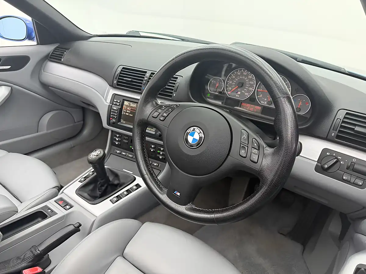 Used 2006 BMW M3 Convertible Estoril Blue - Interior and Exterior details 9