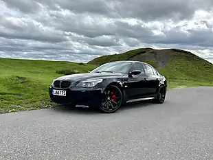 Used 2006 BMW M5 Smg Euro 4 4dr Black - Interior and Exterior details 15