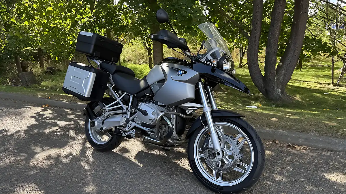 Used 2006 BMW R1200GS Black - Interior and Exterior details 3