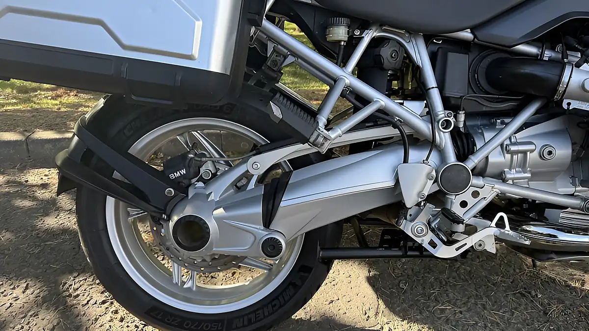 Used 2006 BMW R1200GS Black - Interior and Exterior details 8