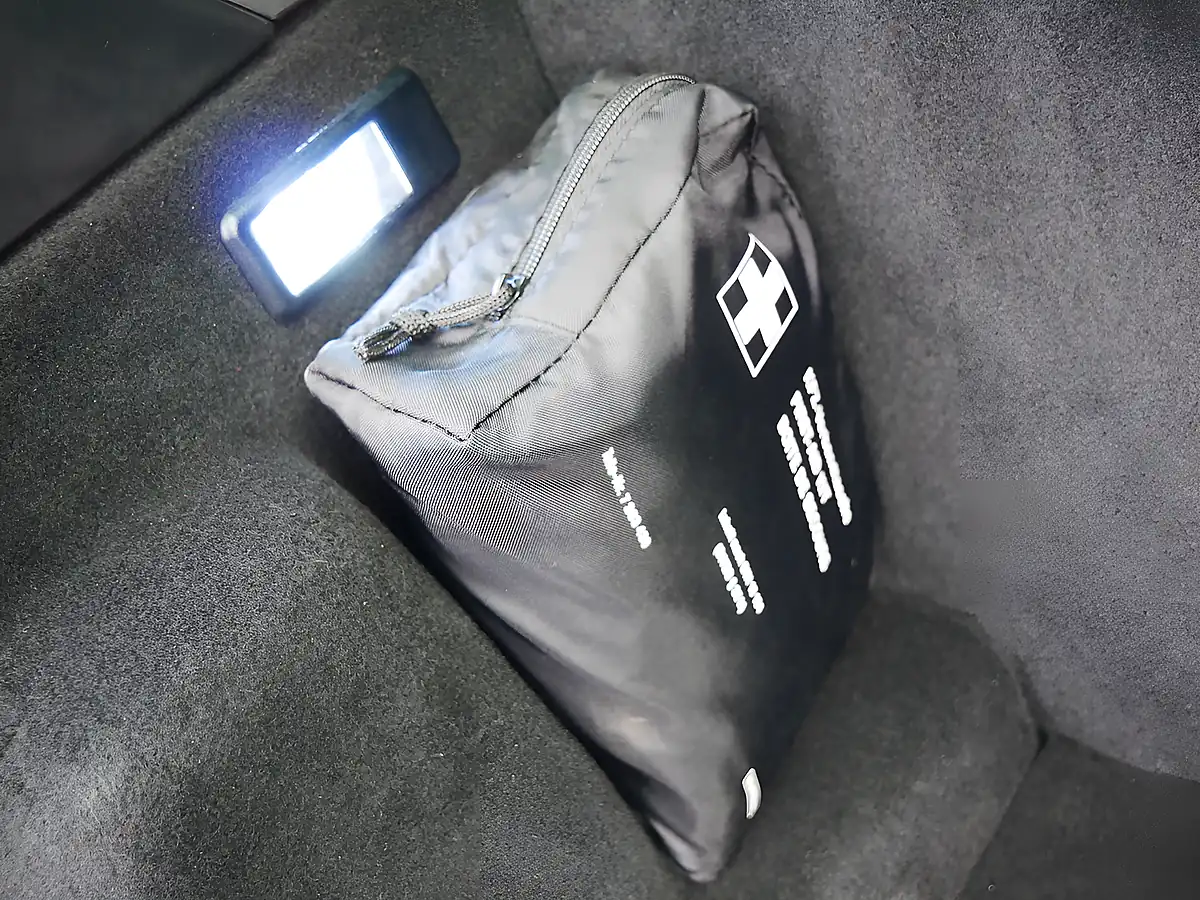 Used 2006 BMW Z4 M Black Sapphire - Interior and Exterior details 20