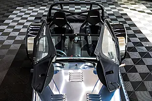 Used 2006 Caterham Seven Black - Interior and Exterior details 16