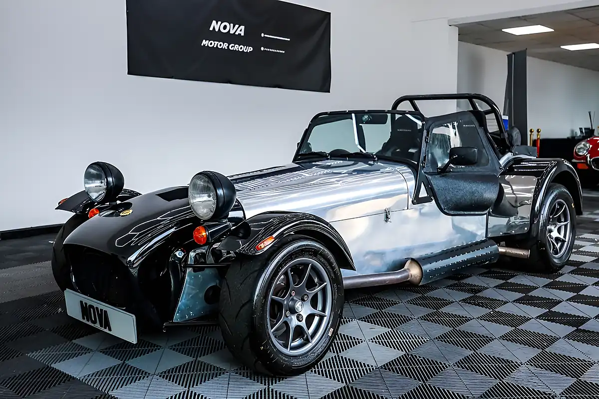 Used 2006 Caterham Seven Black - Interior and Exterior details 7