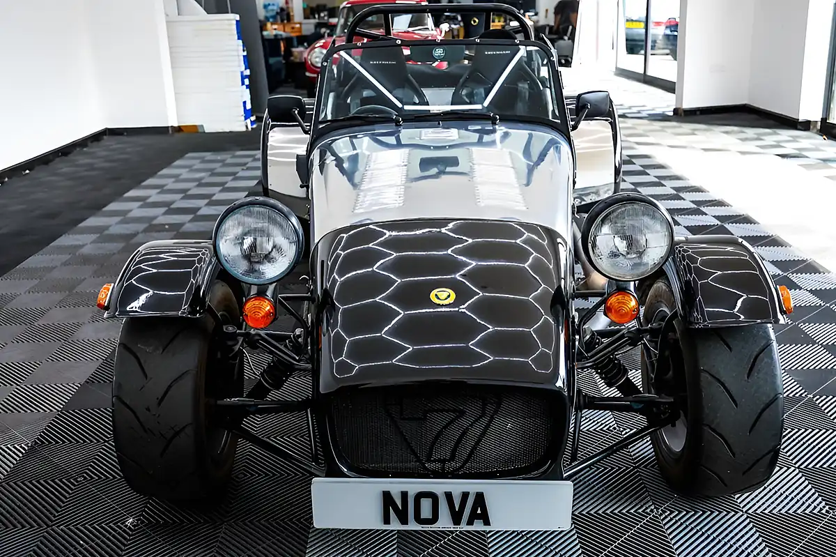 Used 2006 Caterham Seven Black - Interior and Exterior details 8