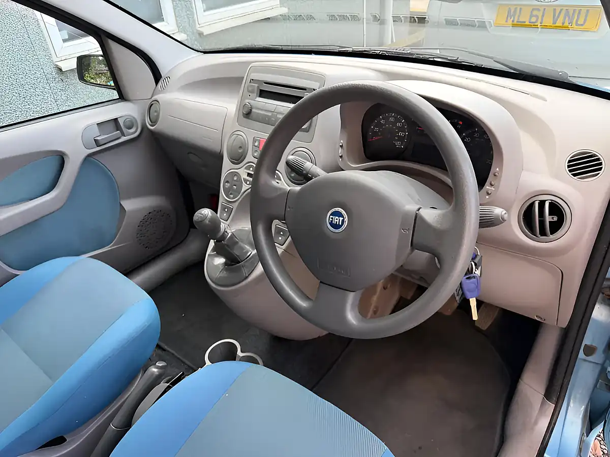 Used 2006 Fiat Panda Eleganza Blue - Interior and Exterior details 13