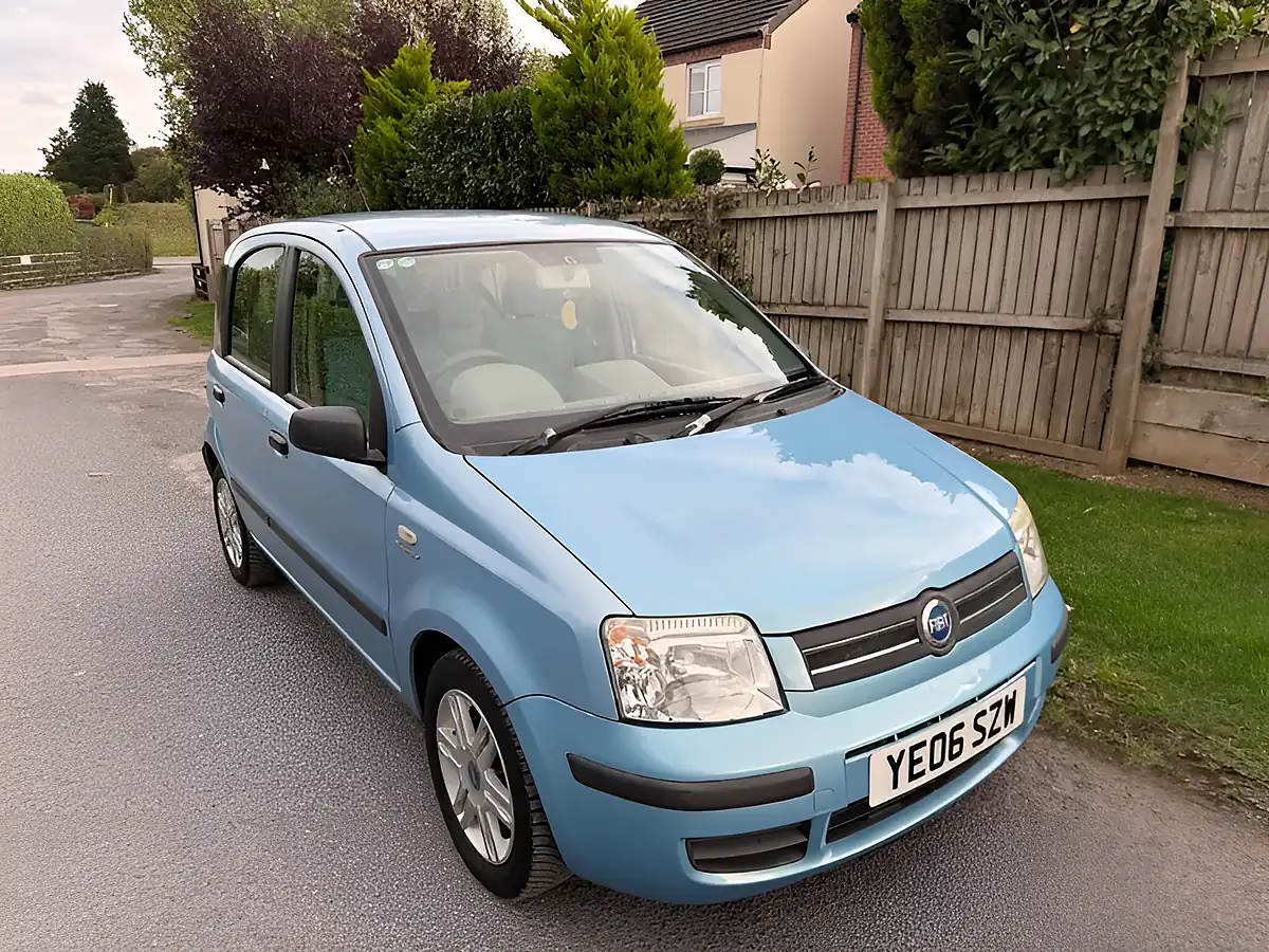 Used 2006 Fiat Panda Eleganza Blue - Interior and Exterior details 7