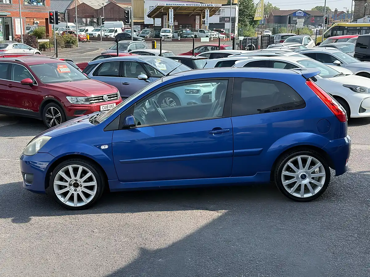 Used 2006 Ford Fiesta ST Blue - Interior and Exterior details 10