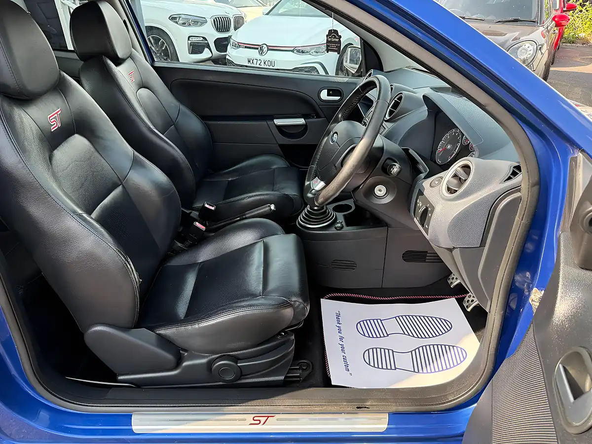 Used 2006 Ford Fiesta ST Blue - Interior and Exterior details 12