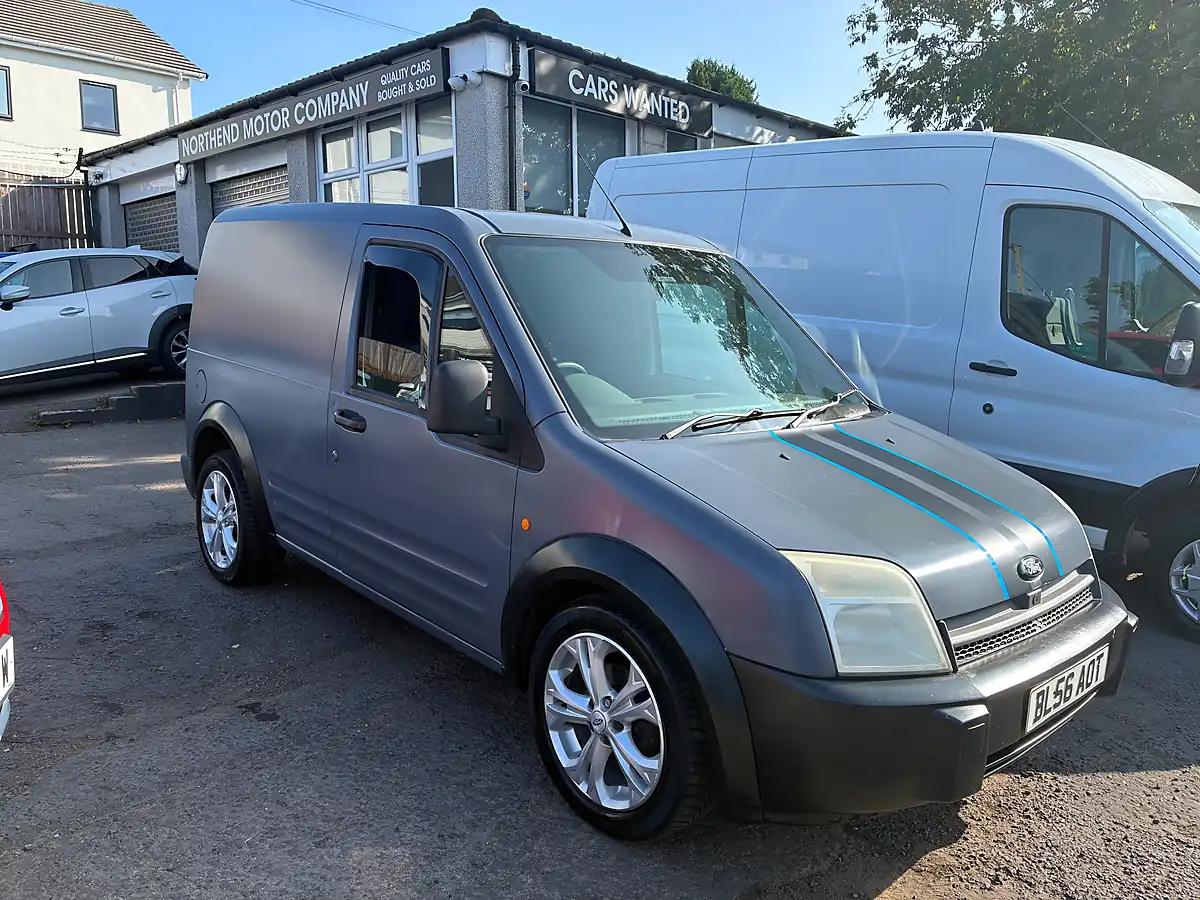 Used 2006 Ford Transit Connect T200 L Grey - Interior and Exterior details 2