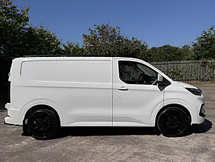 Used 2006 Ford Transit Custom Limited Frozen White - Interior and Exterior details 13