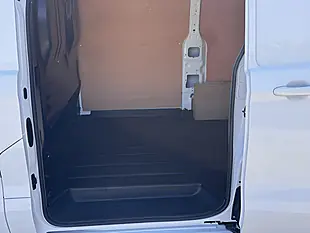 Used 2006 Ford Transit Custom Limited Frozen White - Interior and Exterior details 14
