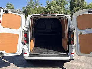 Used 2006 Ford Transit Custom Limited Frozen White - Interior and Exterior details 9