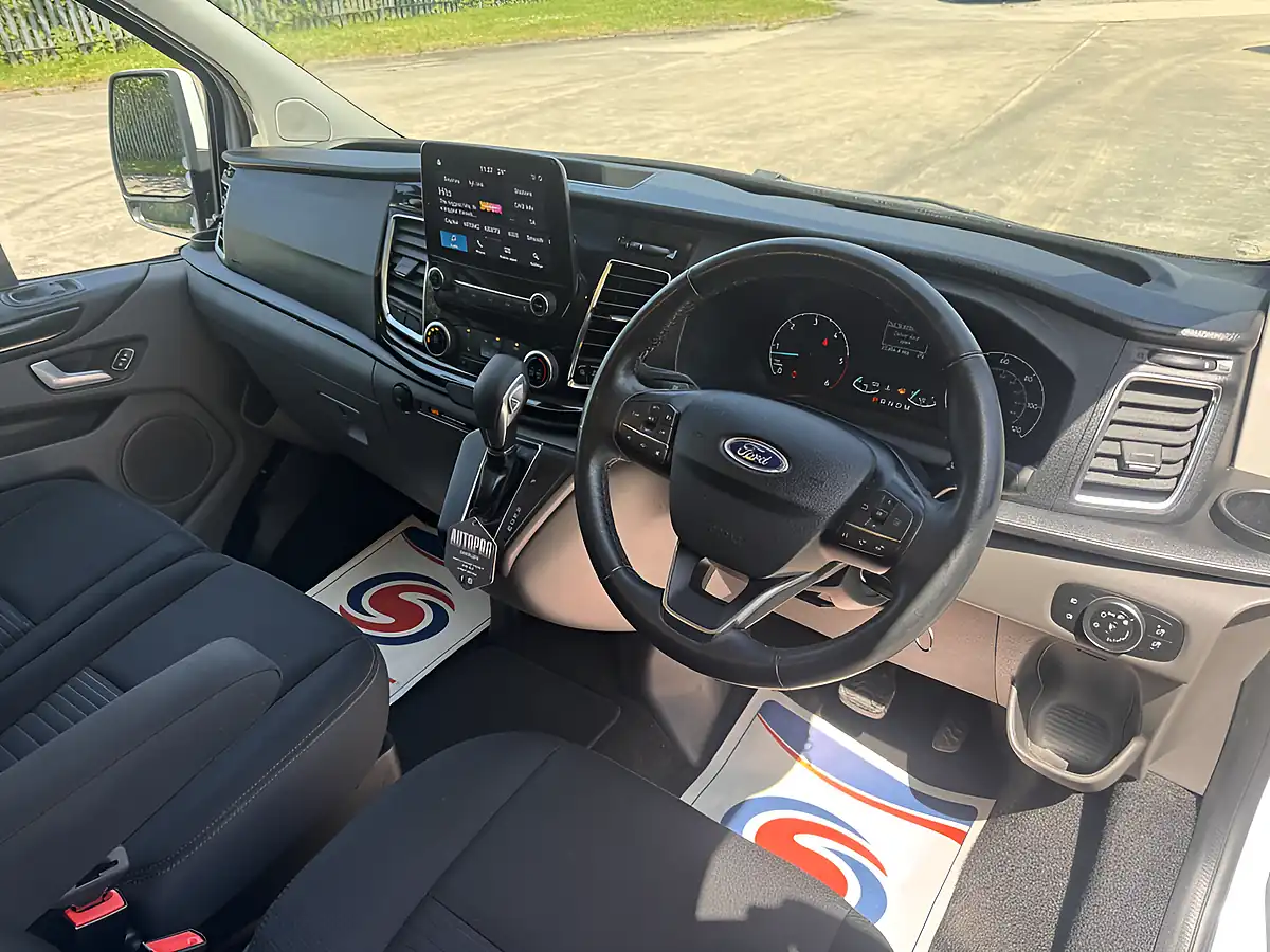 Used 2006 Ford Transit Custom Limited White - Interior and Exterior details 13